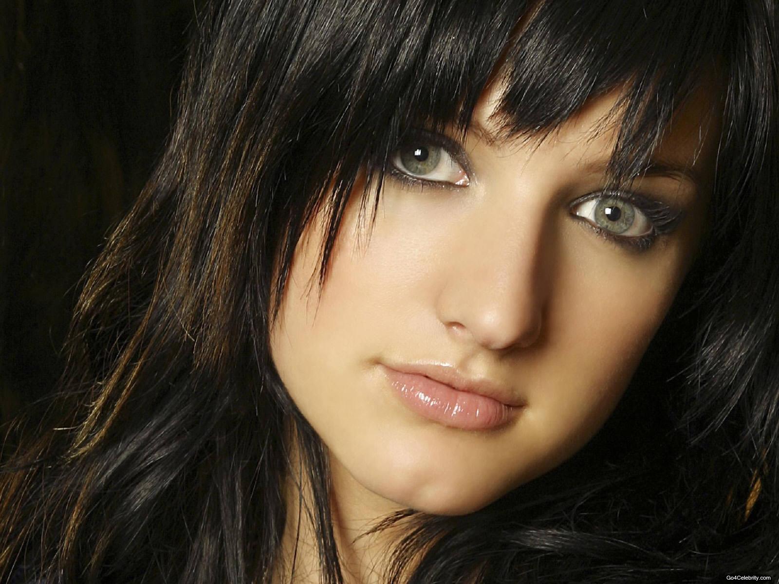 Ashlee Simpson Youtube